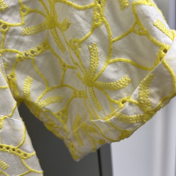 Eyelet Embroidered Top - Picture 6 of 8